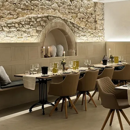 Gaestehaus Gut & Gastlich Stallmann-hiestand Weingut, Restaurant & Events * Uelversheim
